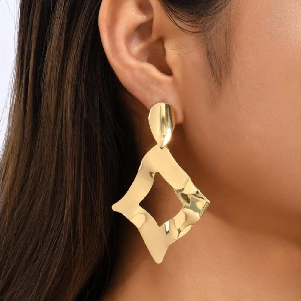 NWT Boutique Bold Geometric Gold Statement Earrings